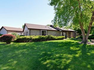 1502 Avenue P, Carter Lake, IA 51510
