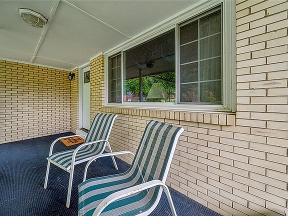 2nd image of 144 Skylark Dr
