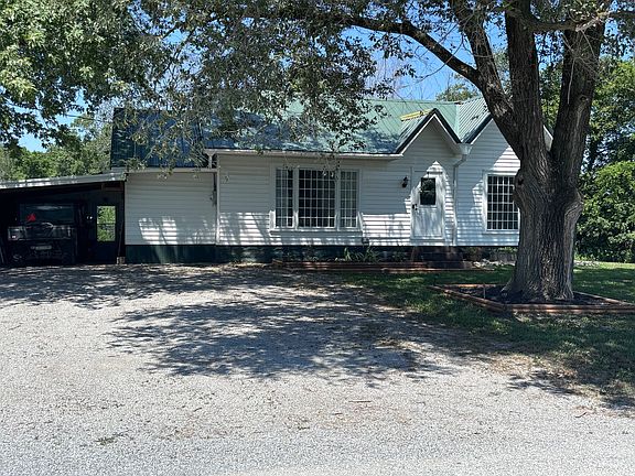 2nd image of 5003 N Cherryville Ln