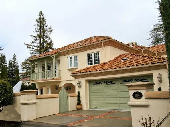 1990 Valparaiso Ave, Menlo Park, CA 94025