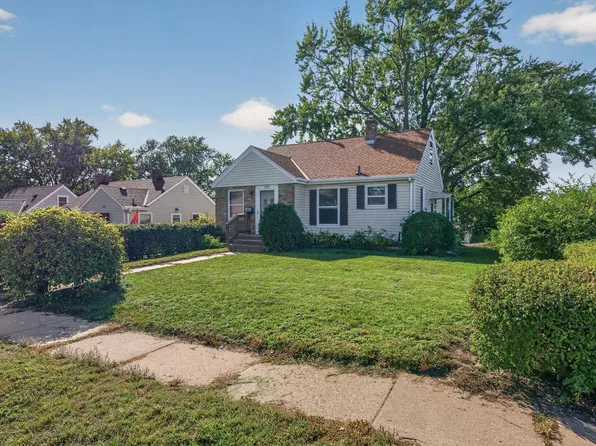 4858 6th St NE, Columbia Heights, MN 55421