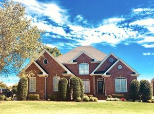 413 Five Oaks Blvd, Lebanon, TN 37087