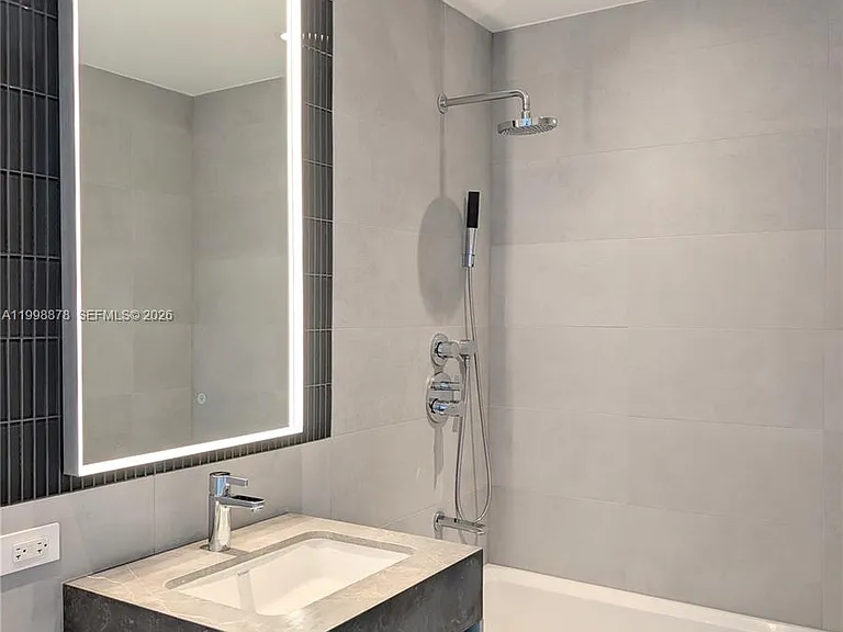 500 Alton Rd #3905 — Photo 3