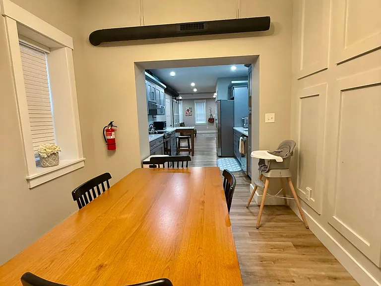 521 Locust St — Photo 11