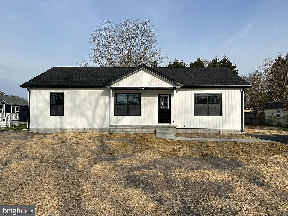 1st image of 27536 Clover Ln