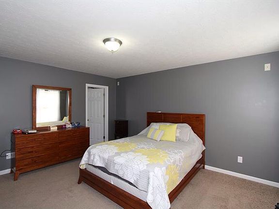 4th image of 4041 Oakland Hills Dr