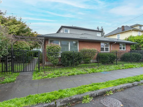 615 NE Church St #8, Portland, OR 97211