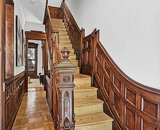 5th image of 741 President St #1