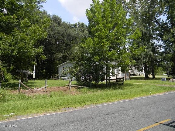 2nd image of 25 Buckfield Road