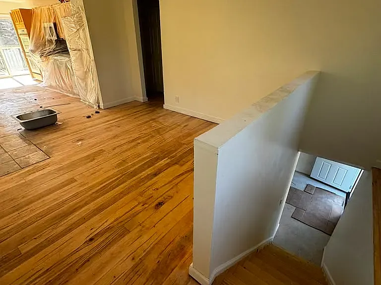 33 Kennedy Dr — Photo 2