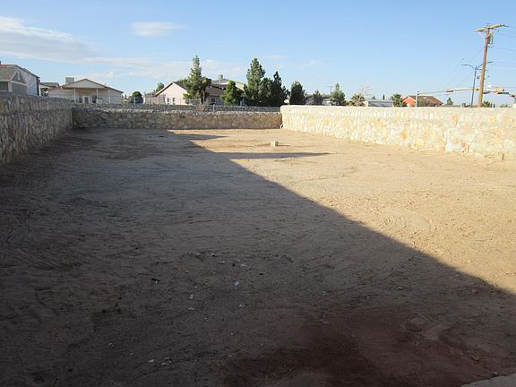 2nd image of 2249 Tierra Alegre Way