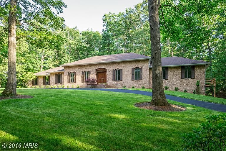 1st image of 10113 Hampton Woods Dr