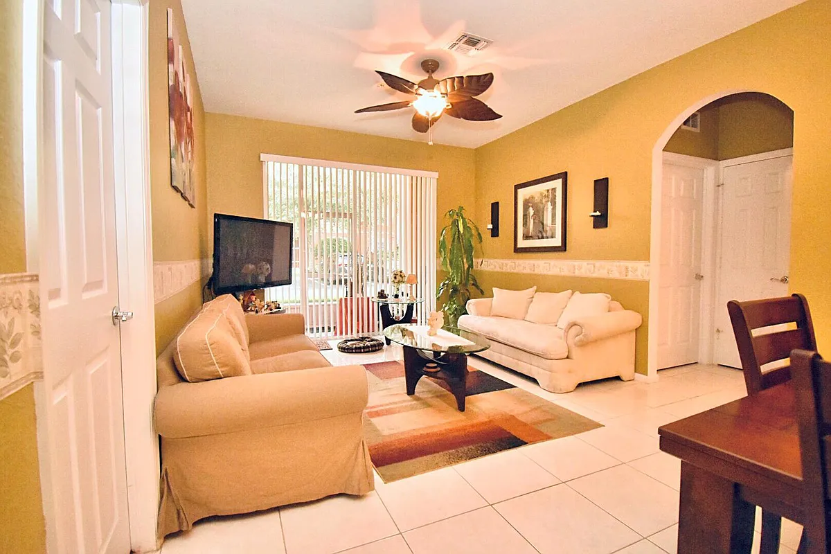 Building Photo - 6240 Contessa Dr