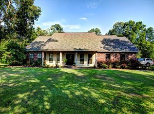 107 Fox Run Dr, Natchitoches, LA 71457