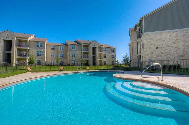 1st image of 386 Paloma Dr #1B-1Ba-768Sqft