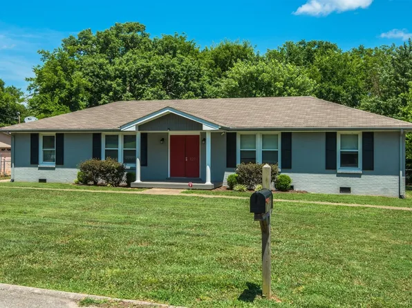 127A Susan Dr #127-B, Hendersonville, TN 37075
