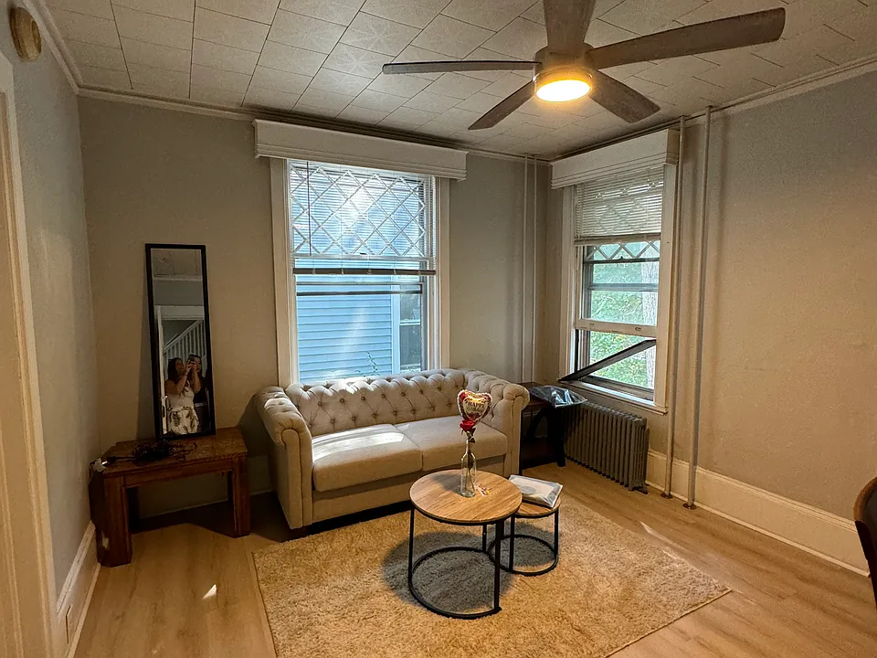 116 Stewart Ave #1