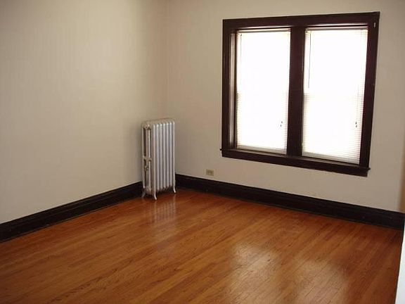 2nd image of 3840 N Lockwood Ave #2