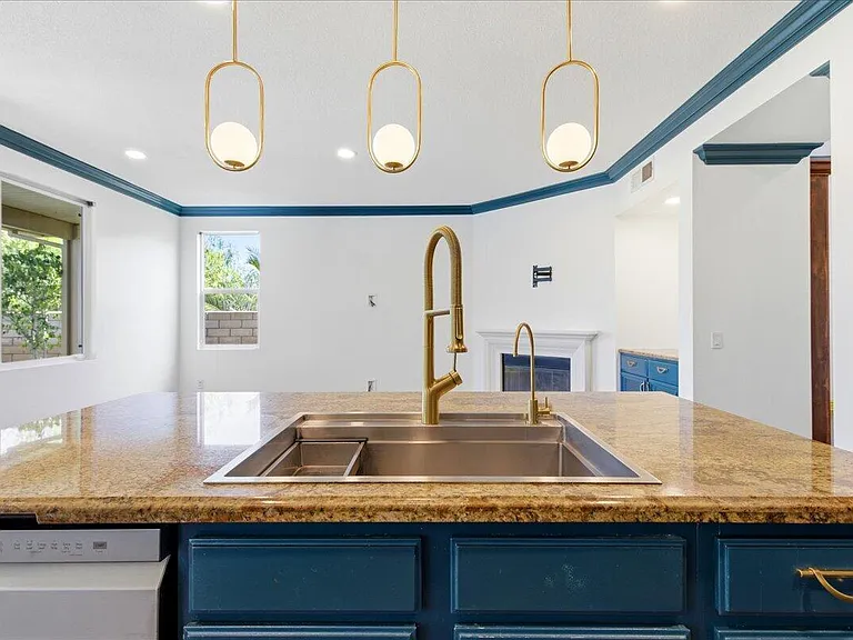 23732 Bella Vista Rd — Photo 12