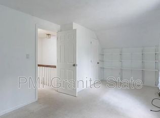 3 Duckford Cir, Nashua, NH 03063