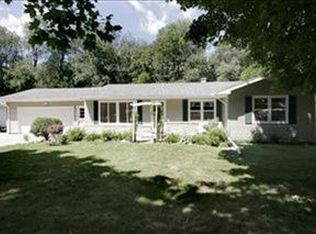 13083 Hoyt Dr, Battle Creek, MI 49014