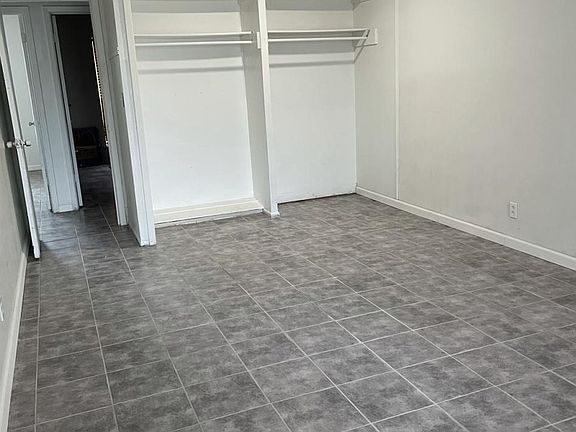 2nd image of 7225 Glen Bay