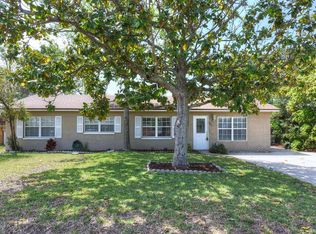 420 Whiting Ln, Atlantic Beach, FL 32233