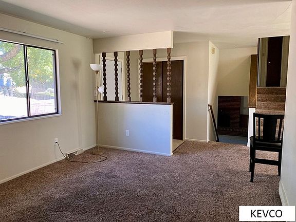 3rd image of 2554 Newport Dr