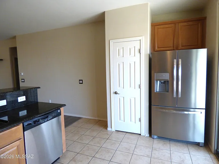 14377 N Bannerstone Ct — Photo 10