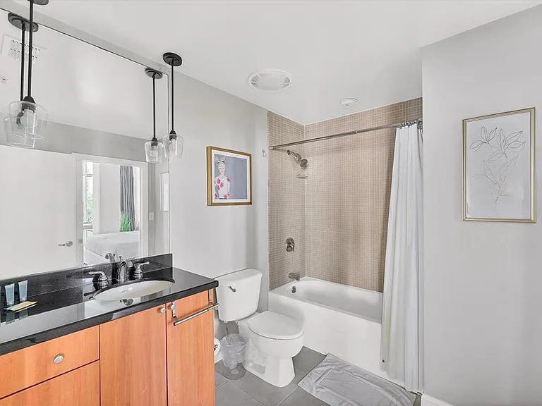 525 E Jackson St #609 — Photo 25