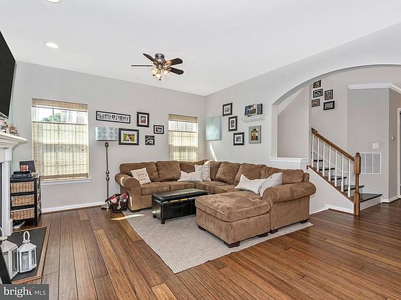 5th image of 4802 Willow Stead Dr