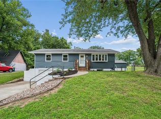 3741 N Brighton Ave, Kansas City, MO 64117