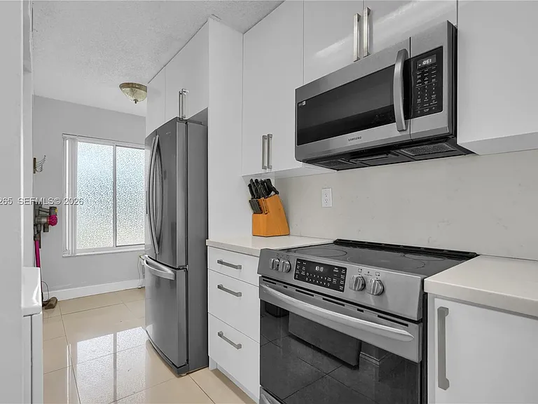 13946 SW 91st Ter #13946 — Photo 8