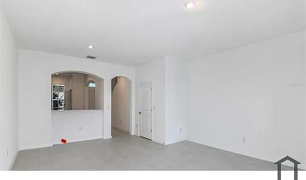 2 bed, 1200 sqft, $1,850 — Photo 2