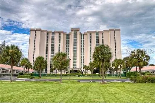 2425 Gulf Of Mexico Dr #4E