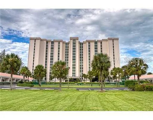 2425 Gulf Of Mexico Dr #4E Photo 1