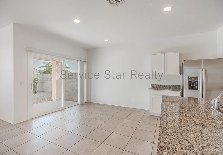 1167 W Del Monte Pl — Photo 12