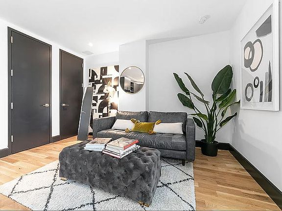 5th image of 1134 Fulton St APT 6G
