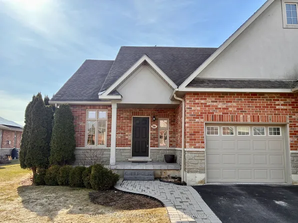 20 Pulla St, Quinte West, ON K8V 5P7