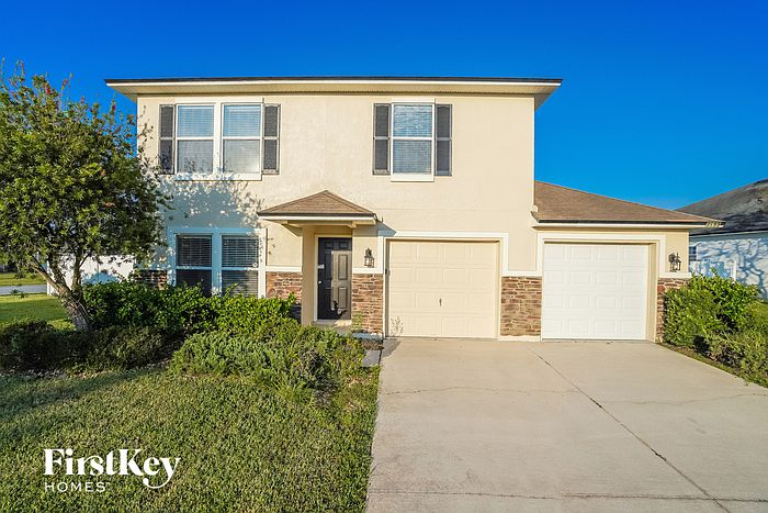 1st image of 3199 Canyon Falls Dr