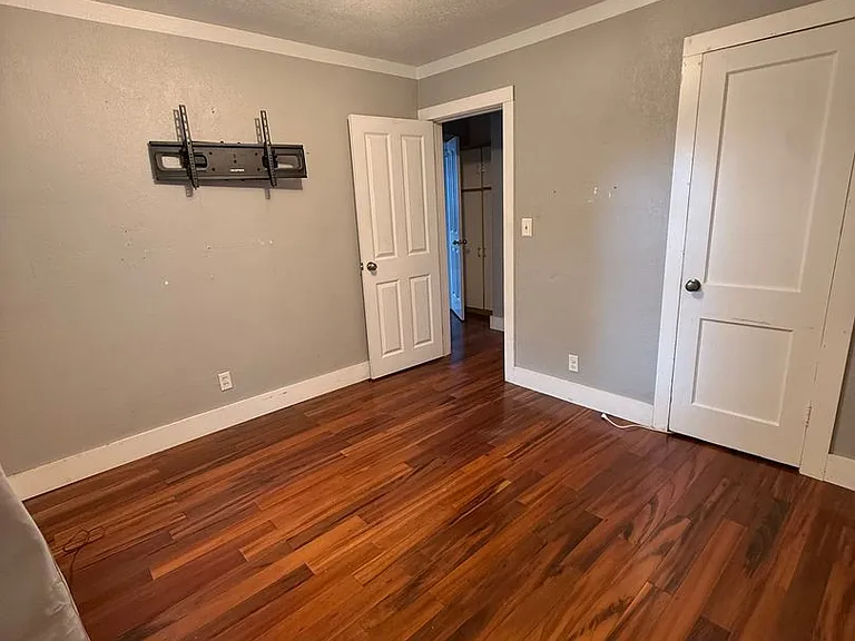 514 Dakota St — Photo 8
