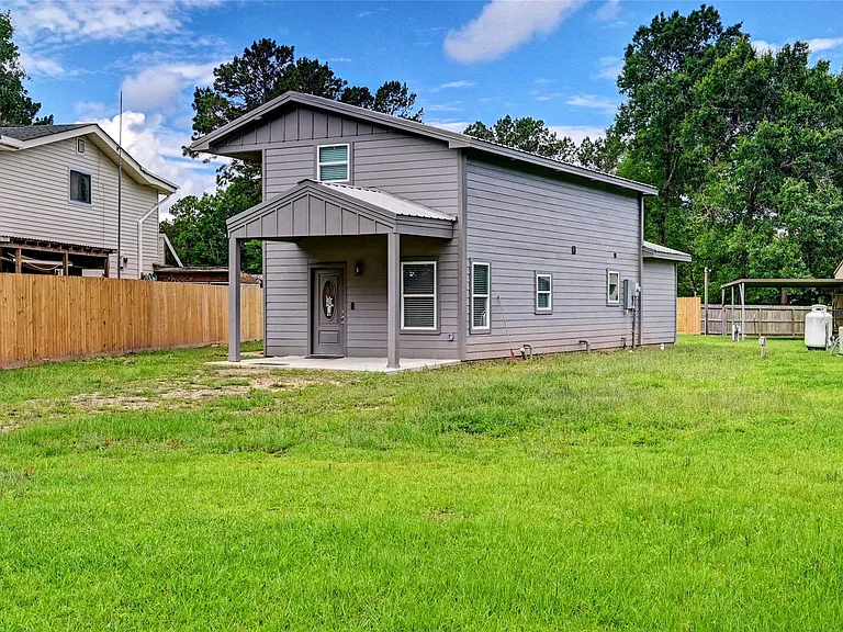 268 Sunrise Dr — Photo 4