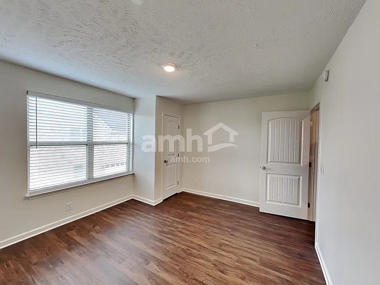 3331 Foxside Ln — Photo 14