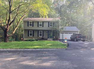 11219 Hunting Horn Ln, Reston, VA 20191