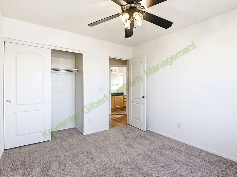 1137 S Hazel St — Photo 20