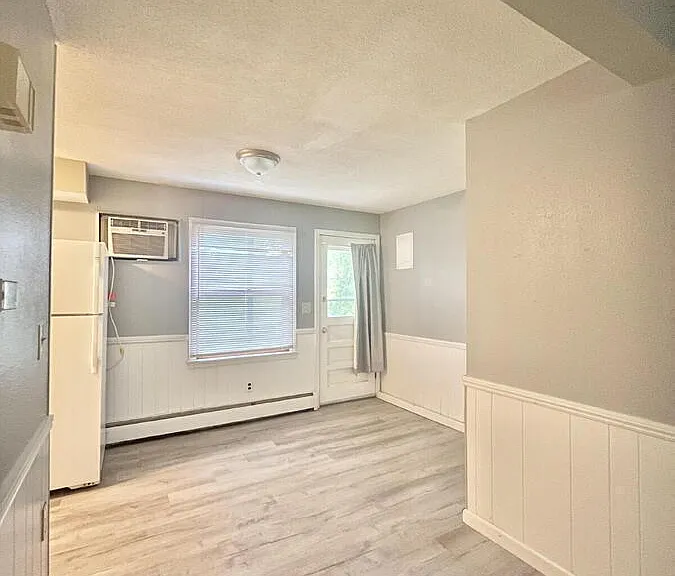 1908 Colonial Ln #1 — Photo 11
