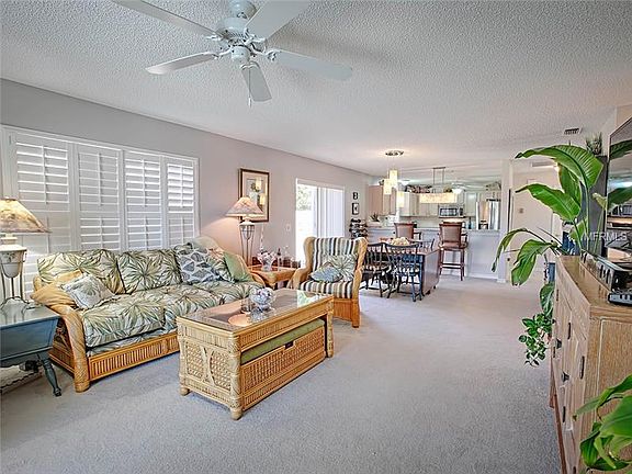 5th image of 3176 Archer Ave