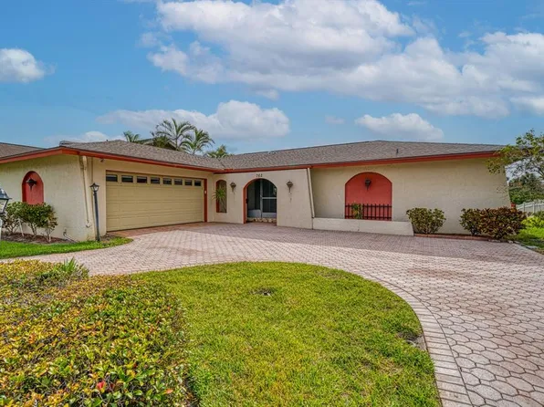 762 Snug Is, Clearwater, FL 33767