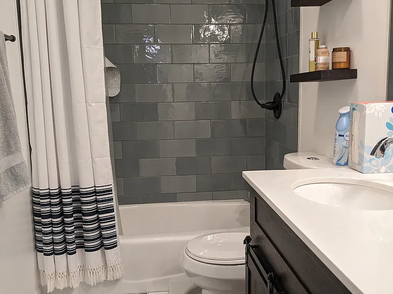 6127 S Woodlawn Ave #A — Photo 3