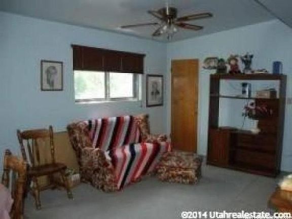 2nd image of 3668 S Twinbrook St